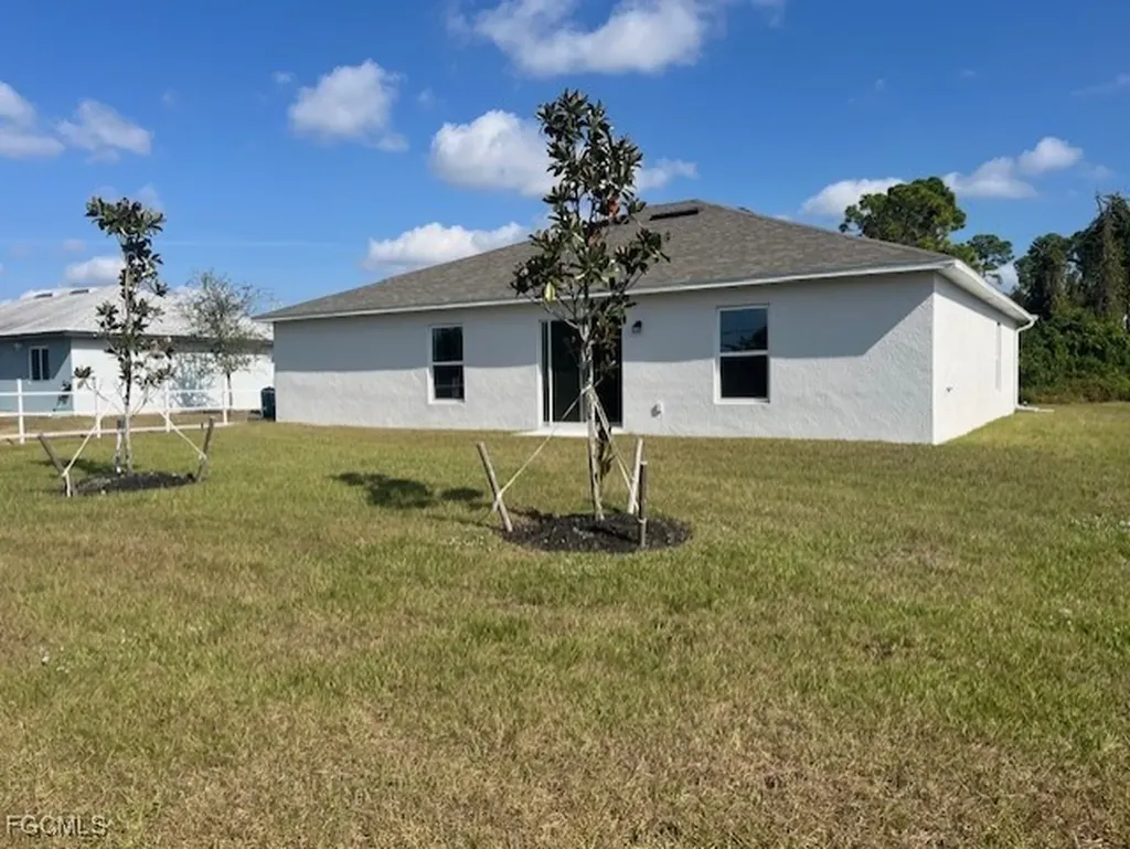 3732 NE 15th Place Cape Coral FL 33909