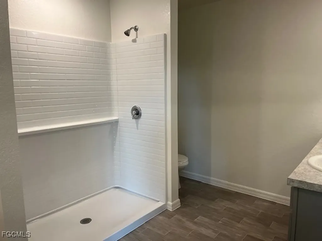 3732 NE 15th Place Cape Coral FL 33909