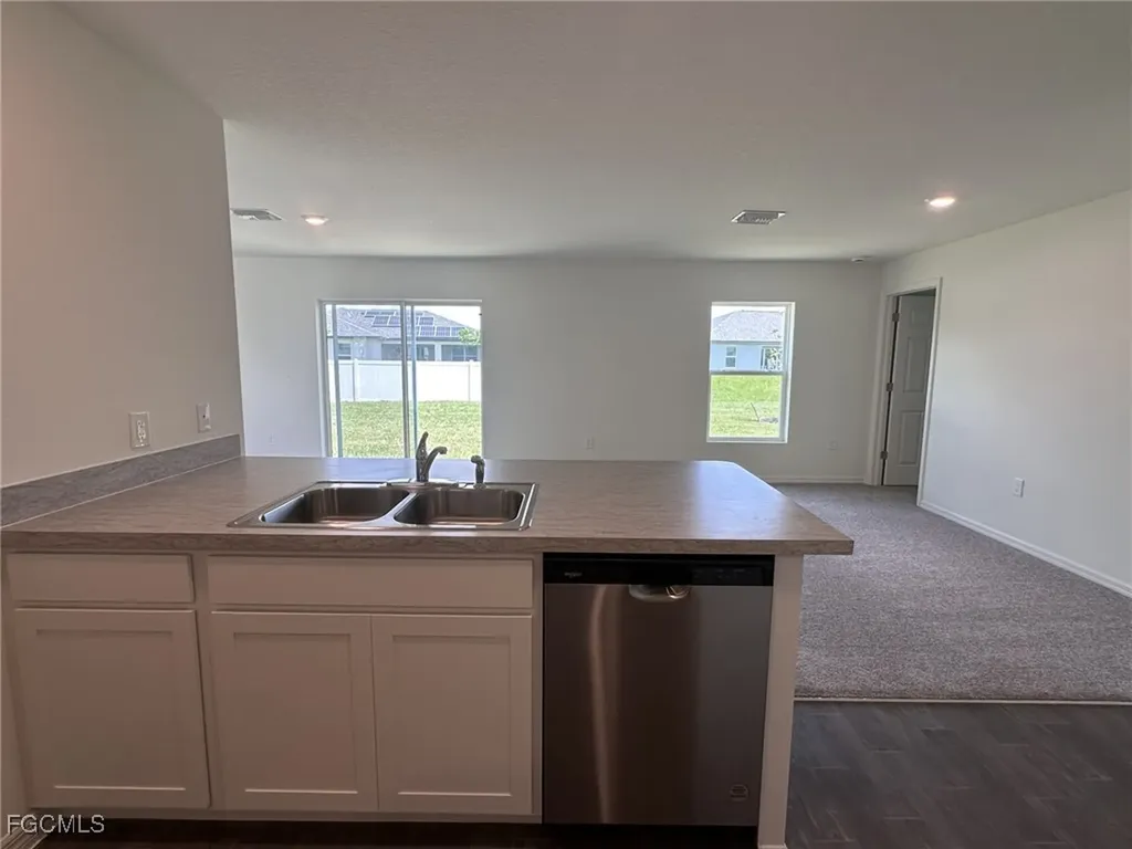 617 NW 28th Terrace Cape Coral FL 33993