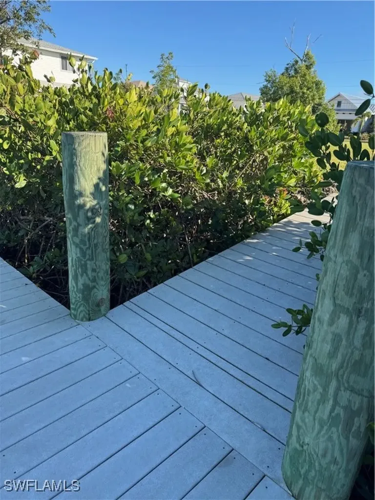 5250 Martin Cove Bokeelia FL 33922