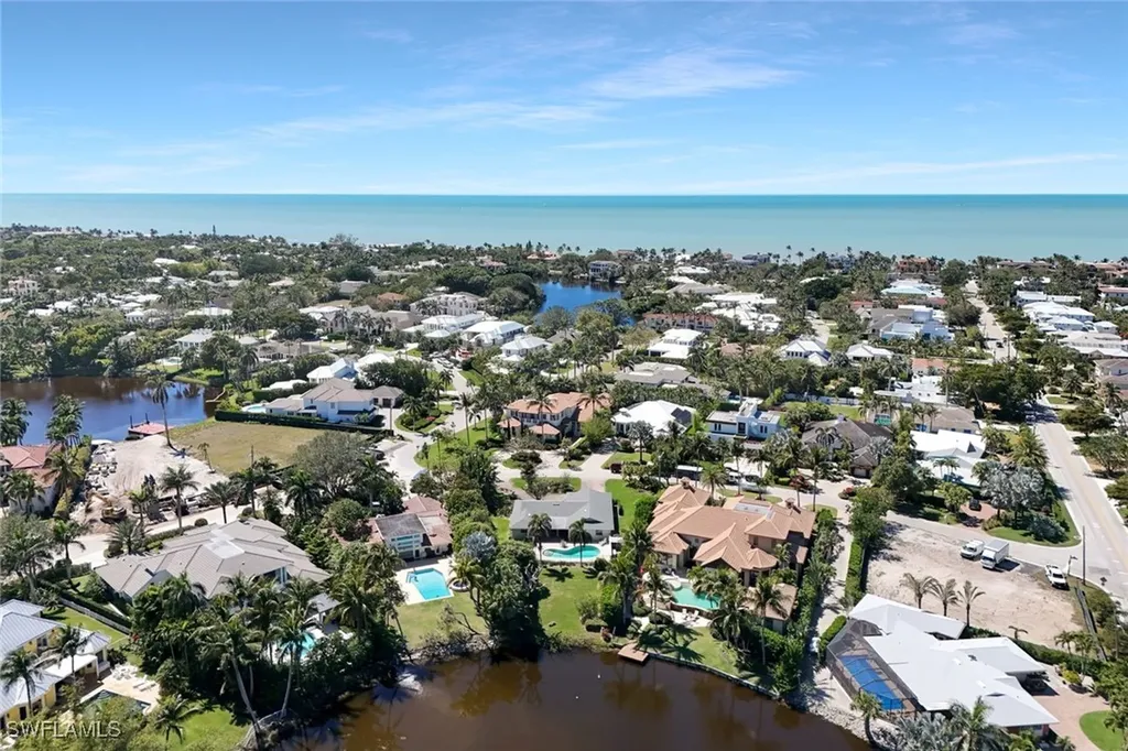 645 Bougainvillea Road Naples FL 34102