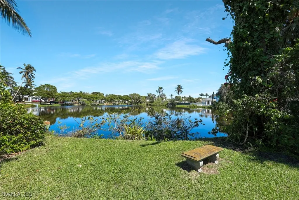 645 Bougainvillea Road Naples FL 34102