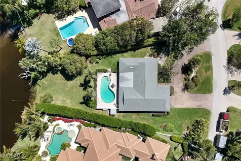 645 Bougainvillea Road Naples FL 34102