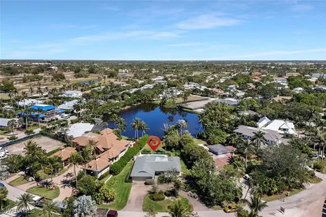 645 Bougainvillea Road Naples FL 34102