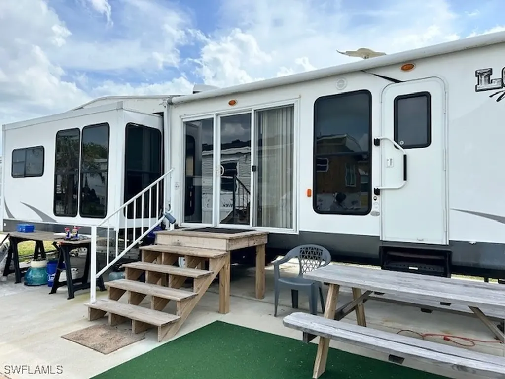 19681 Summerlin Road 176 Fort Myers FL 33908
