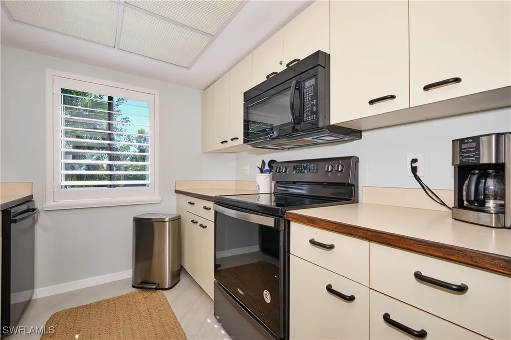 15121 Bagpipe Way Fort Myers FL 33912