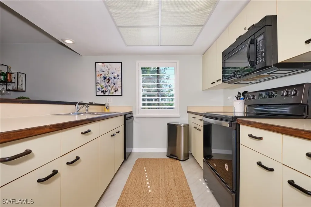 15121 Bagpipe Way Fort Myers FL 33912