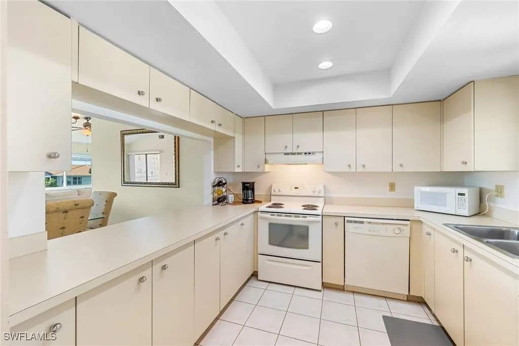1124 SW 48th Terrace Cape Coral FL 33914