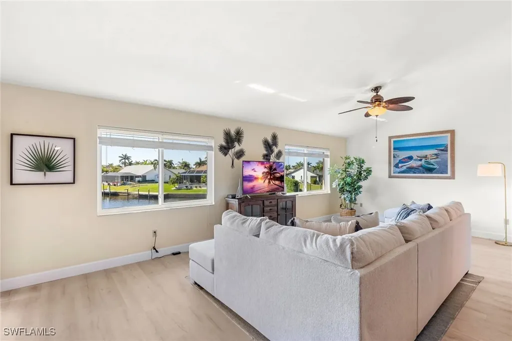 1124 SW 48th Terrace Cape Coral FL 33914