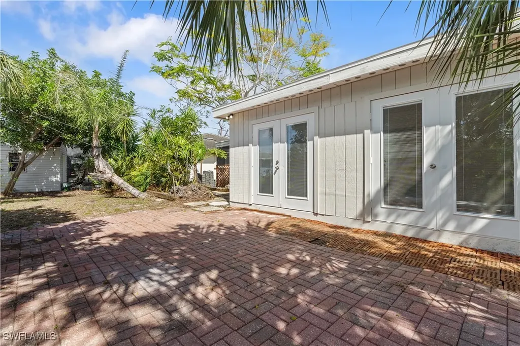8925 Dorchester Street Fort Myers FL 33907