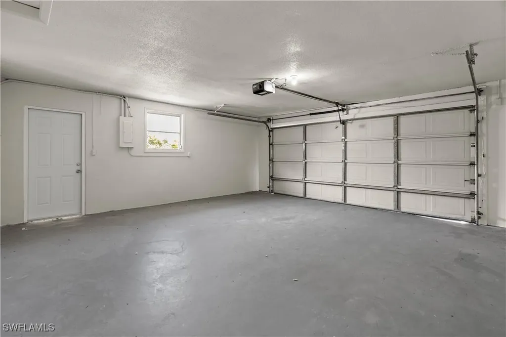 8925 Dorchester Street Fort Myers FL 33907
