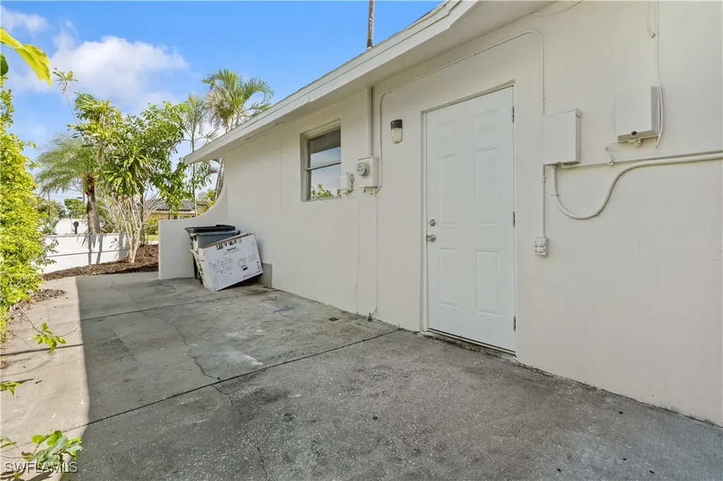 8925 Dorchester Street Fort Myers FL 33907