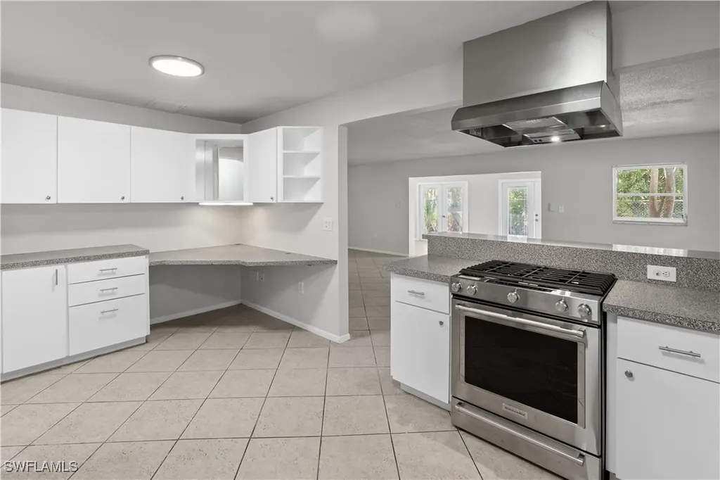 8925 Dorchester Street Fort Myers FL 33907