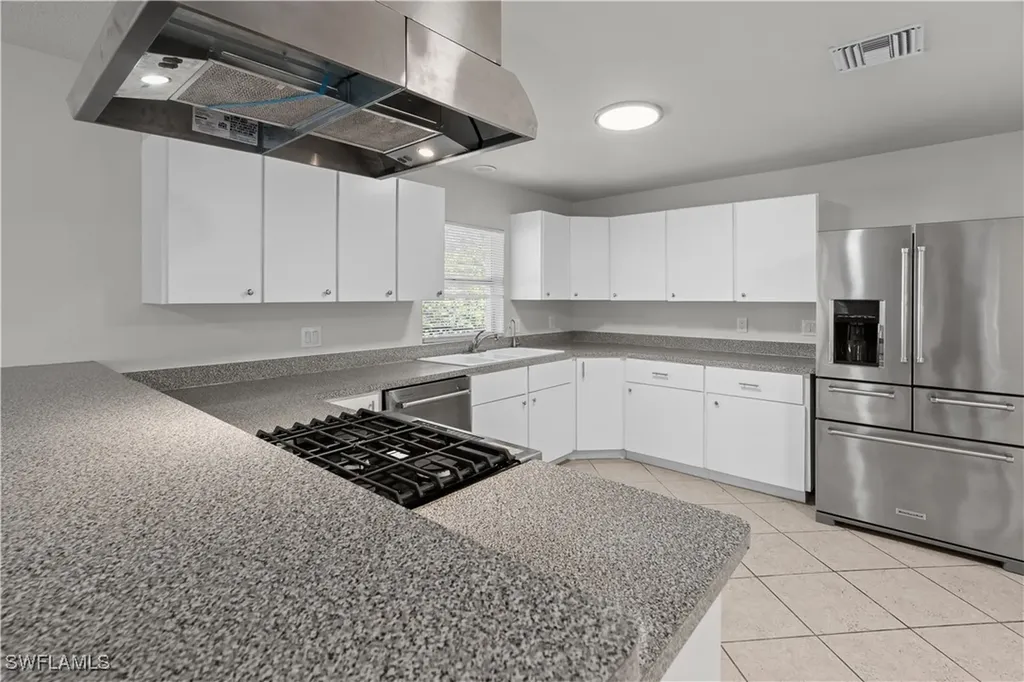 8925 Dorchester Street Fort Myers FL 33907