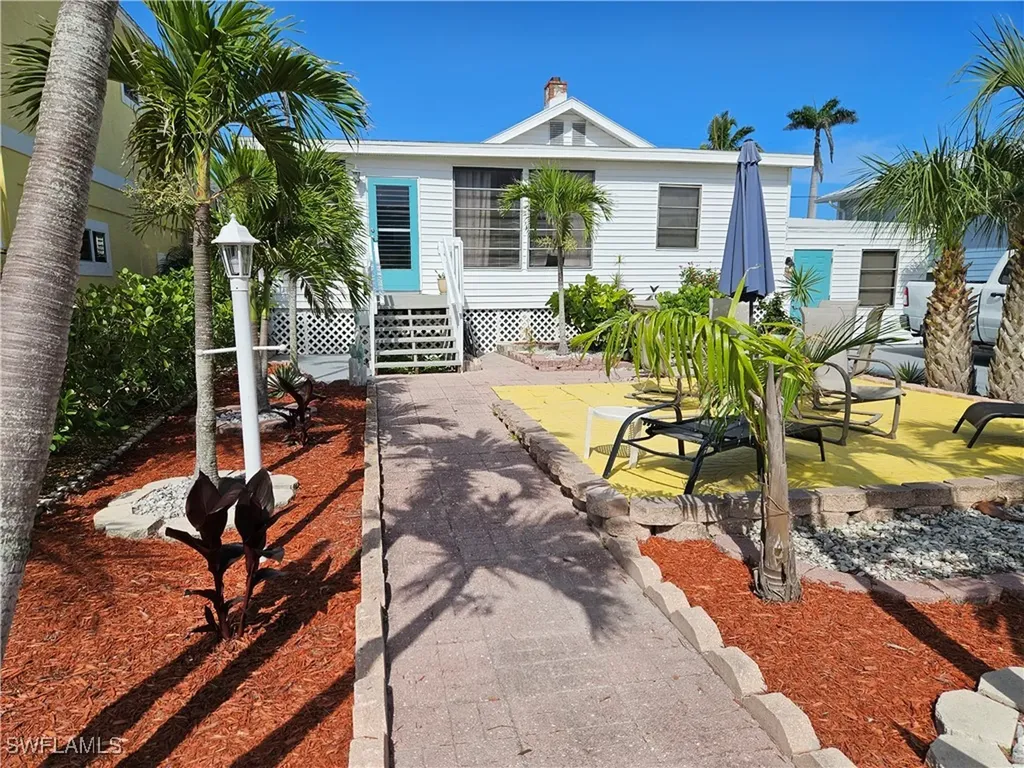 243 Pearl Street Fort Myers Beach FL 33931