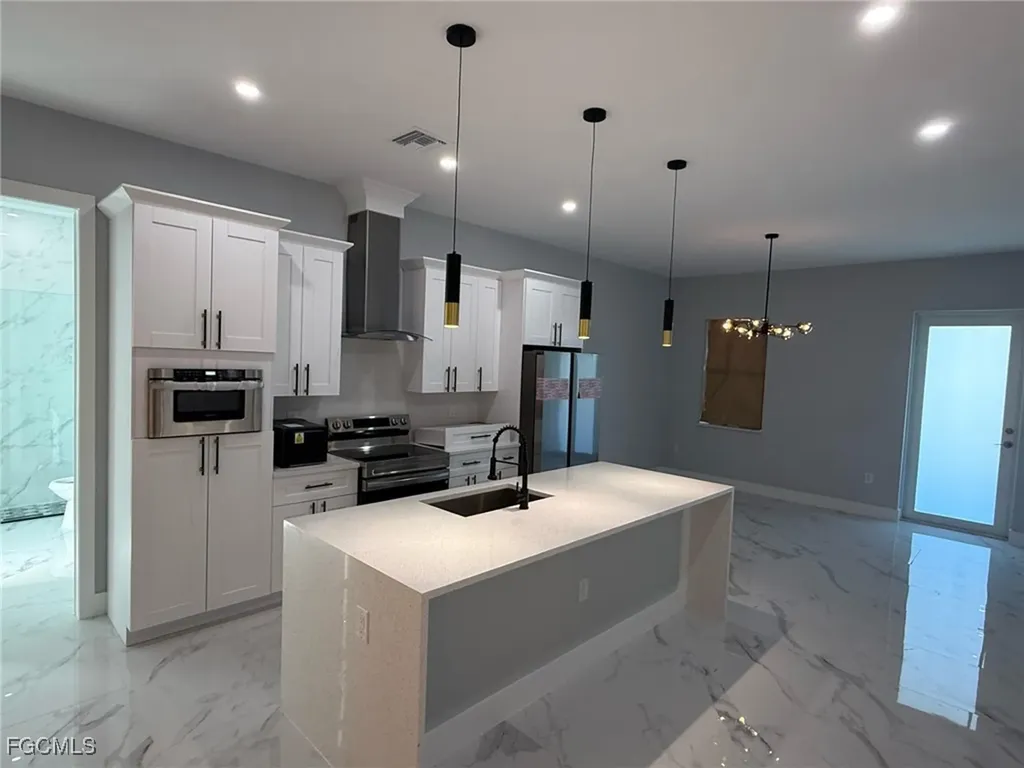 705 Ledge Street Lehigh Acres FL 33972