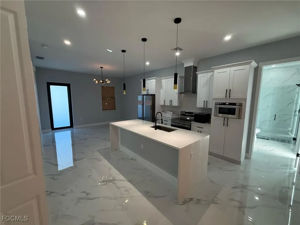 707 Ledge Street Lehigh Acres FL 33972
