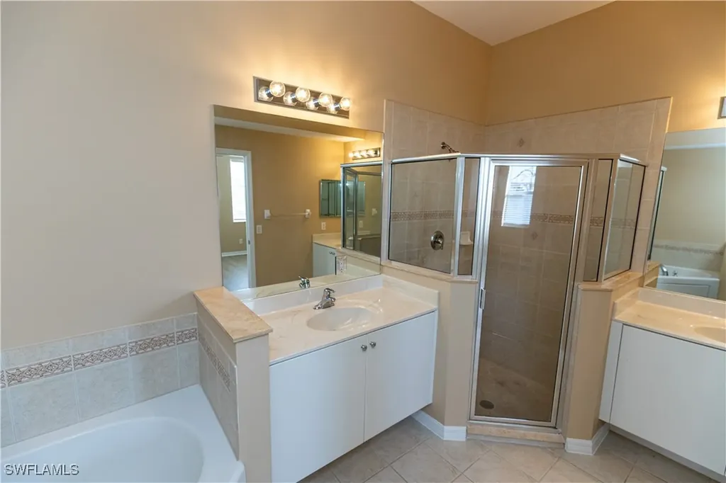 2713 Blue Cypress Lake Court Cape Coral FL 33909