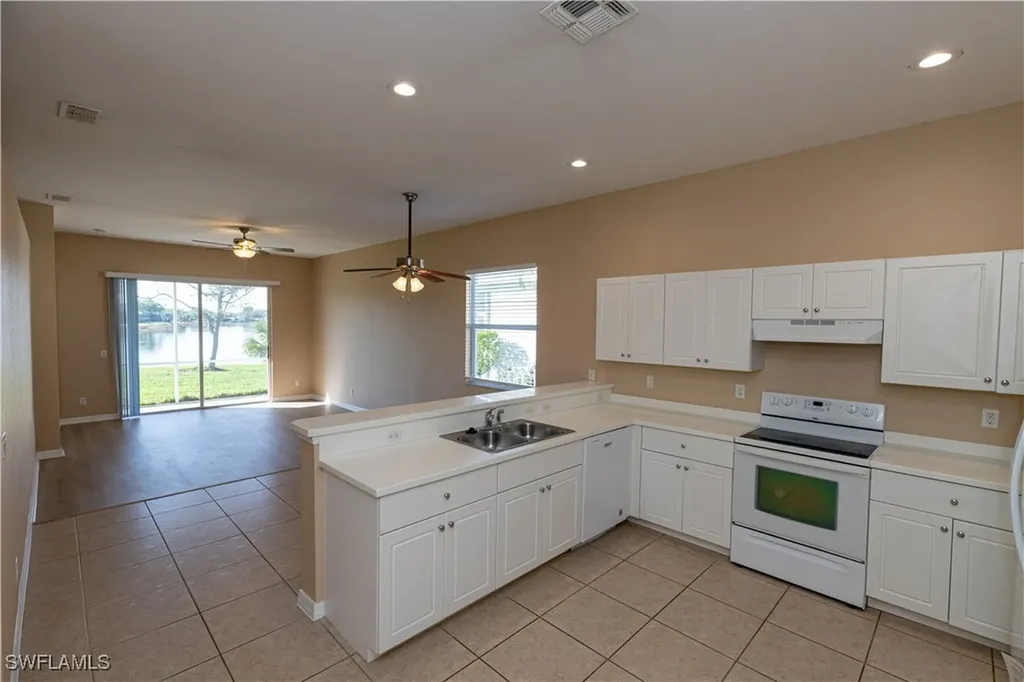 2713 Blue Cypress Lake Court Cape Coral FL 33909