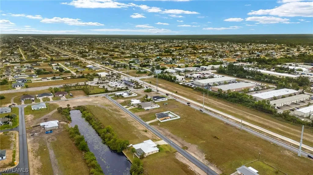 910 NE 23rd Terrace Cape Coral FL 33909