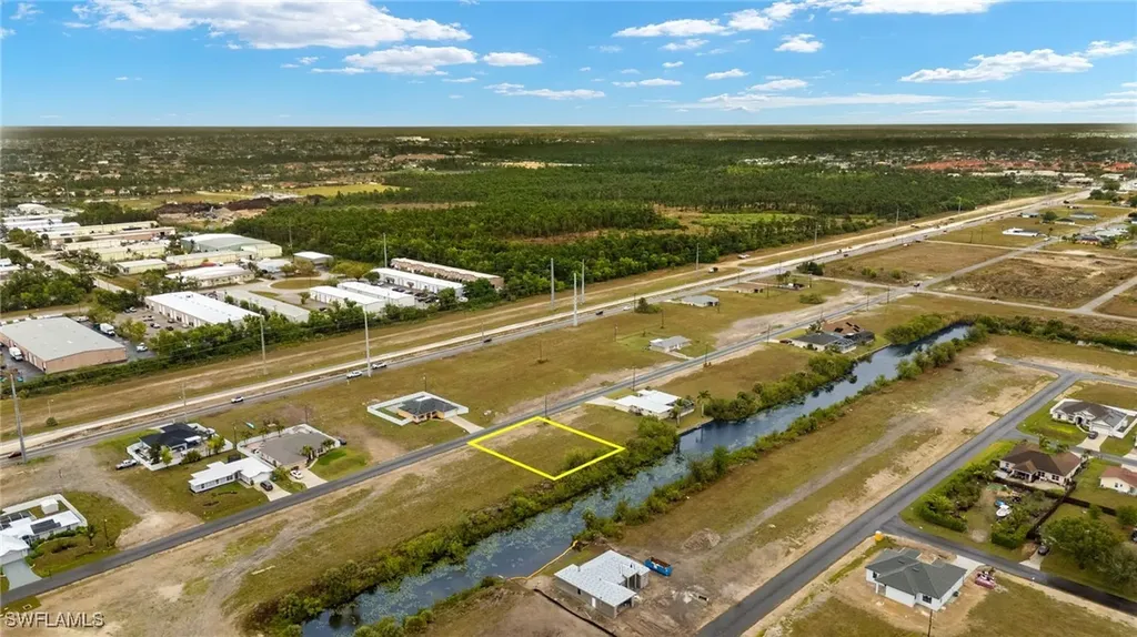 910 NE 23rd Terrace Cape Coral FL 33909