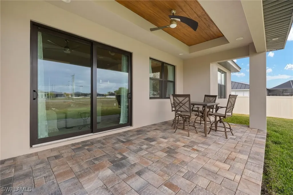 1219 NW 40th Place Cape Coral FL 33993