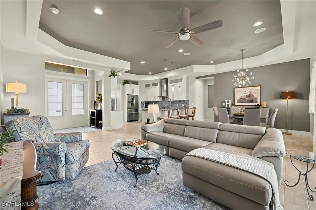 1219 NW 40th Place Cape Coral FL 33993