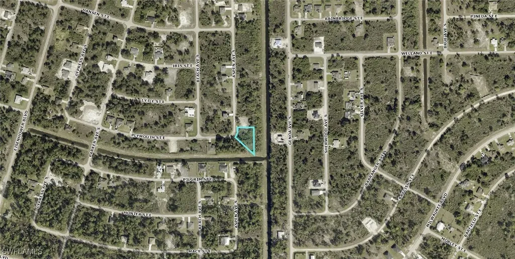 559 Aspen Avenue S Lehigh Acres FL 33974
