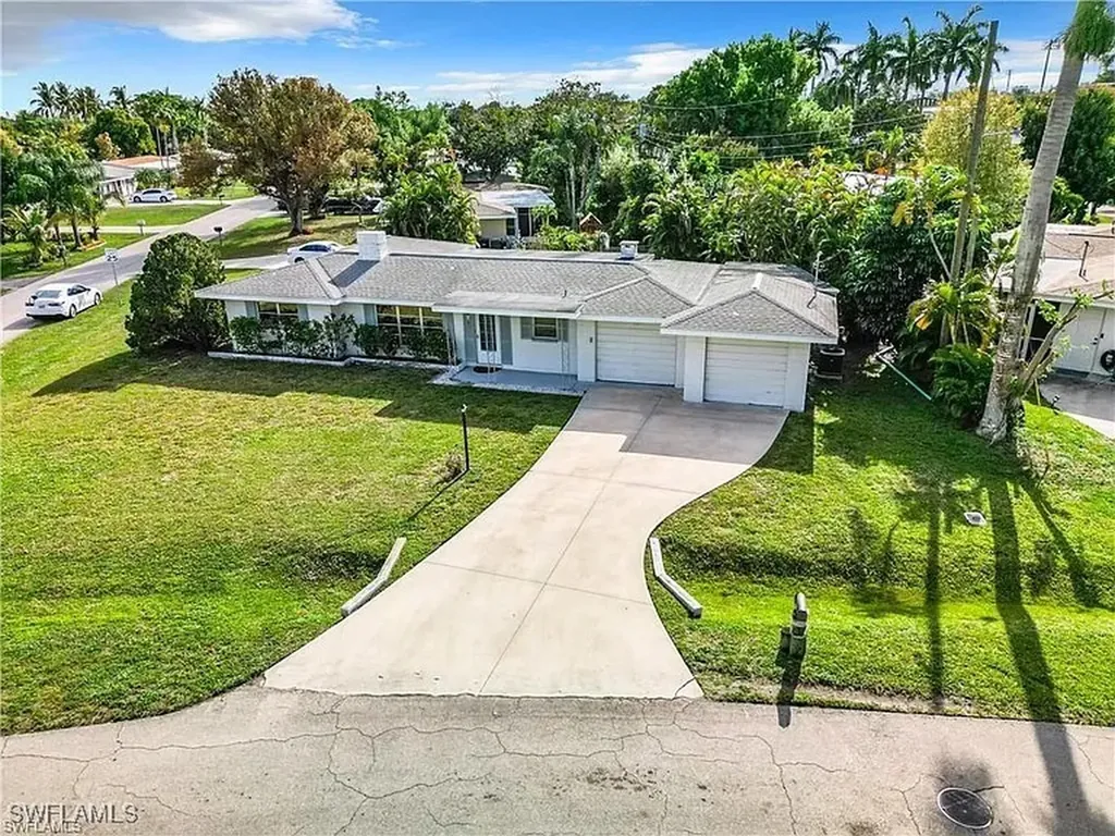 1421 Loma Linda Drive Fort Myers FL 33919