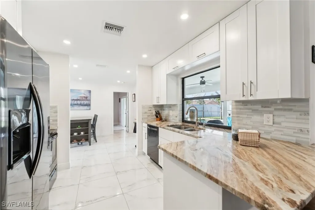 401 SE 14th Terrace Cape Coral FL 33990