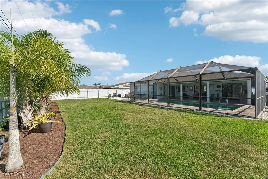 401 SE 14th Terrace Cape Coral FL 33990