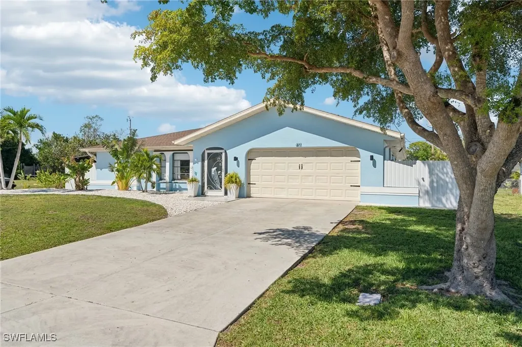 401 SE 14th Terrace Cape Coral FL 33990