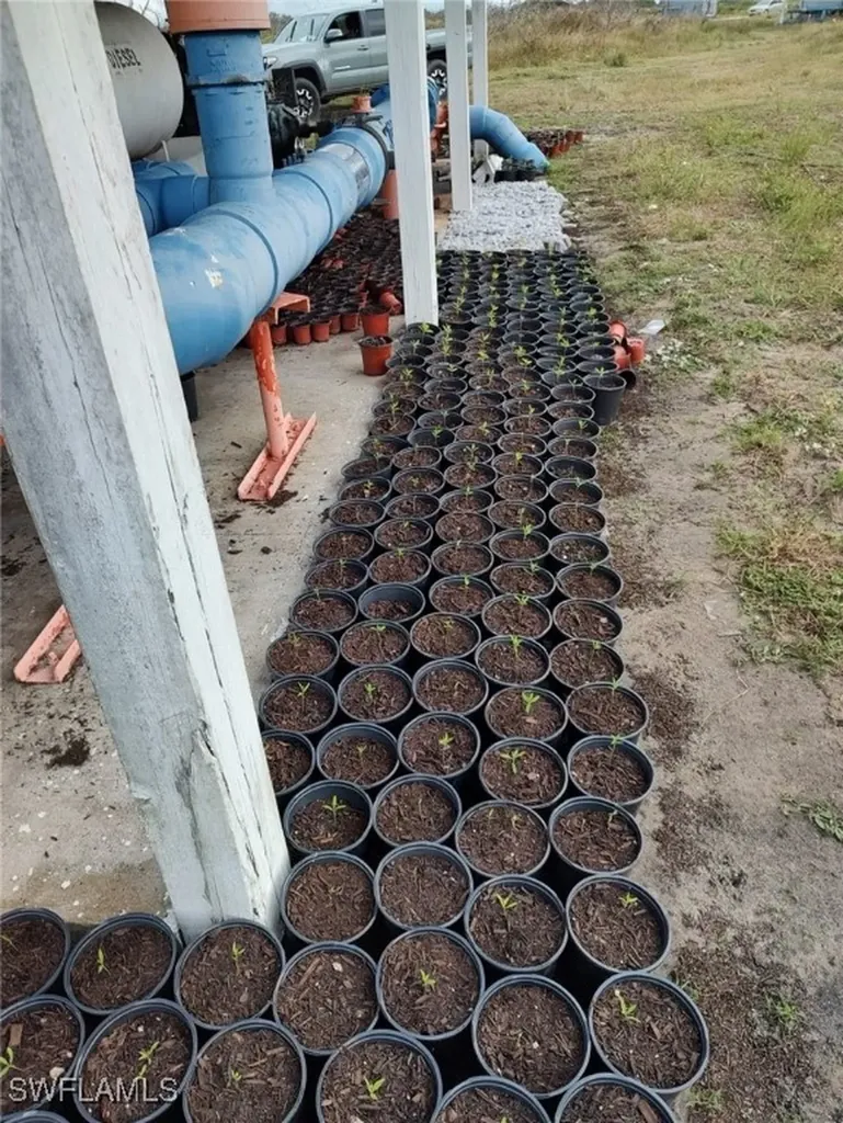 4276 2nd Road Labelle FL 33935