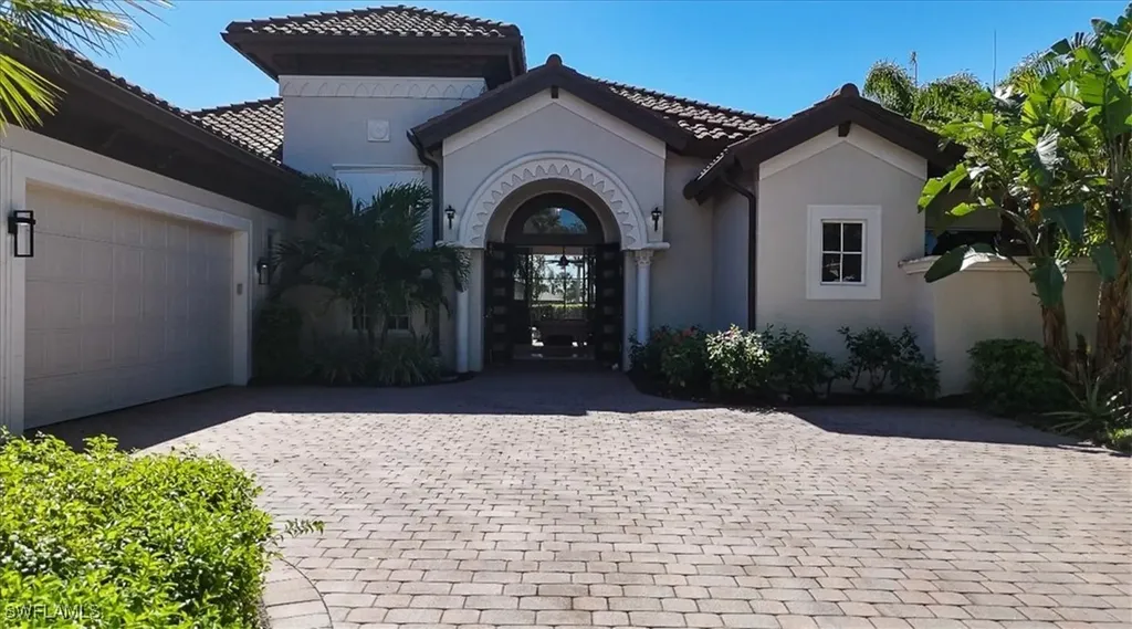 Naples FL, 8910 Shenendoah Circle