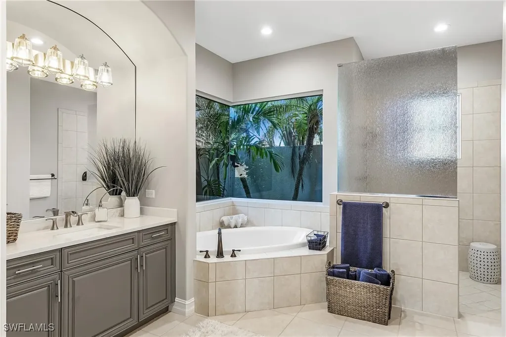 8910 Shenendoah Circle Naples FL 34113