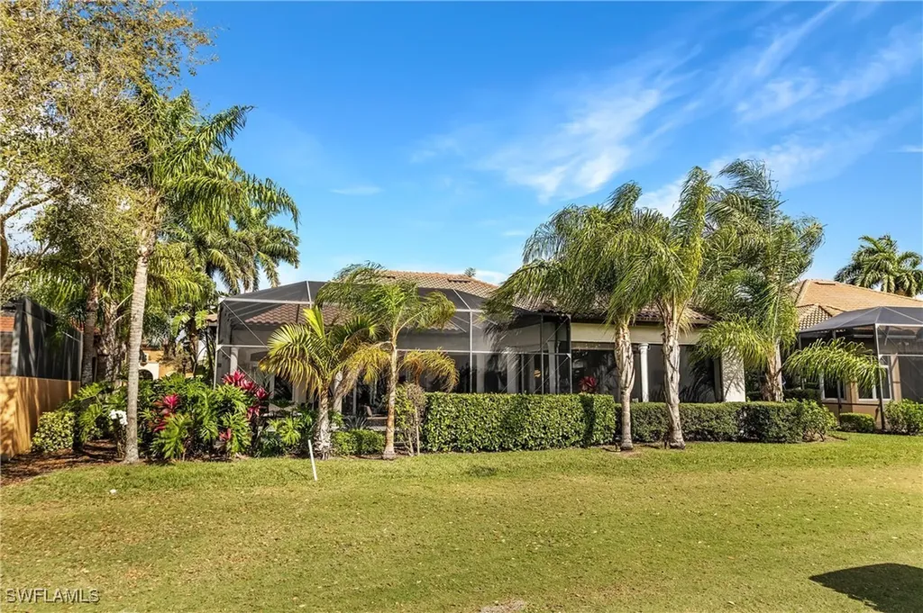 8910 Shenendoah Circle Naples FL 34113