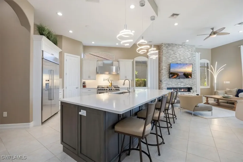 8910 Shenendoah Circle Naples FL 34113