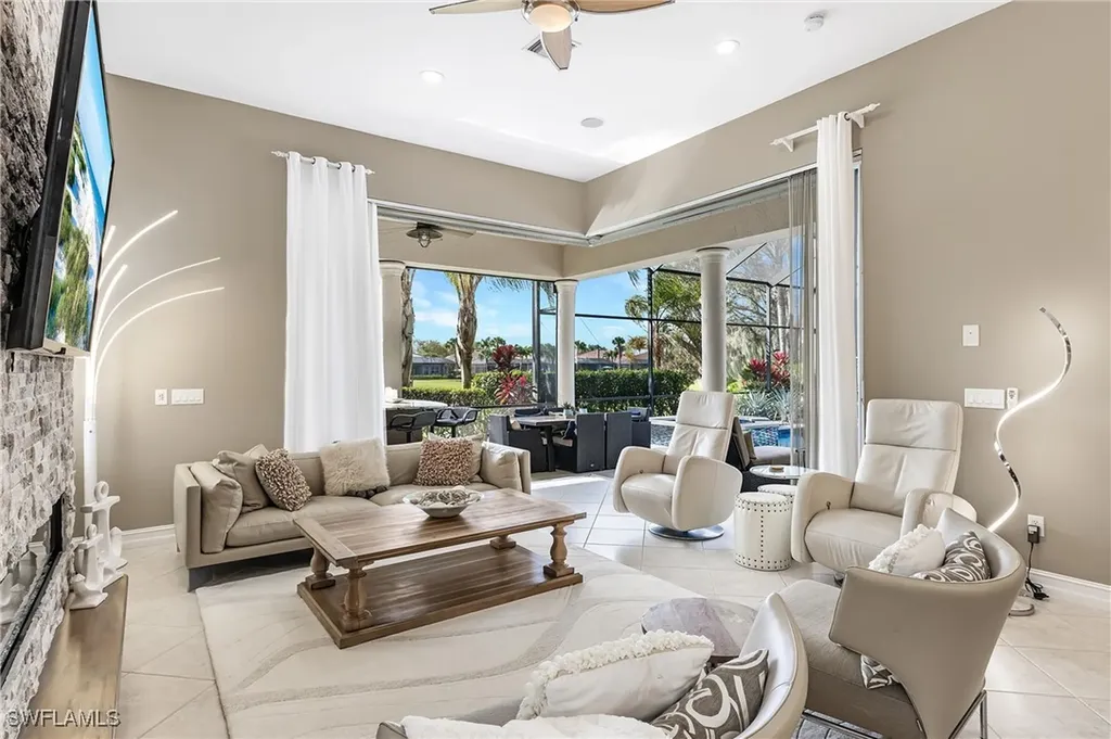 8910 Shenendoah Circle Naples FL 34113