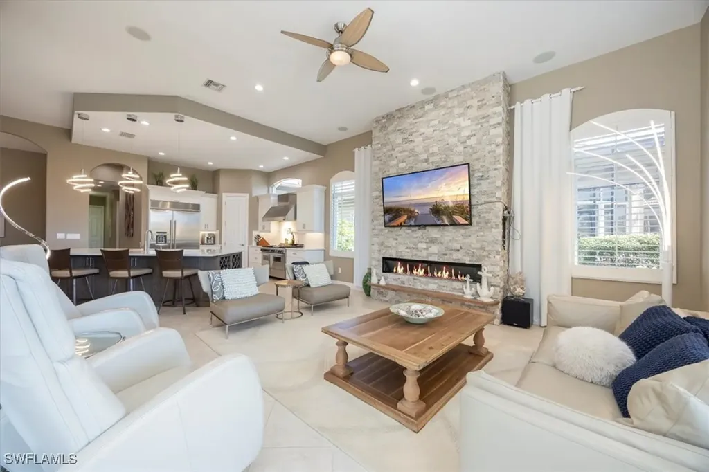 8910 Shenendoah Circle Naples FL 34113