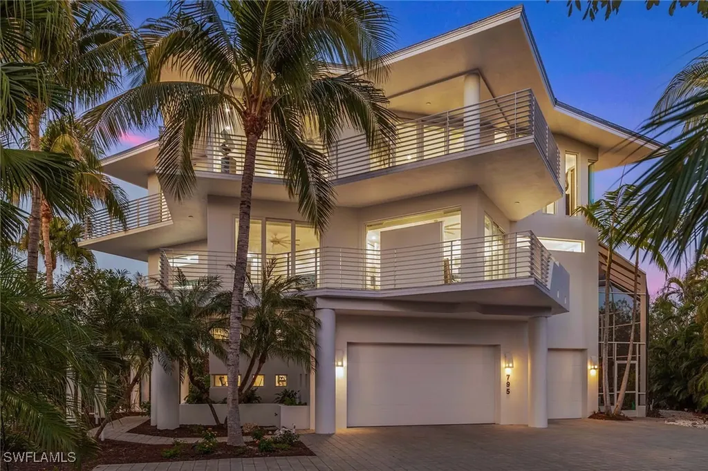 795 Waterside Drive Marco Island FL 34145