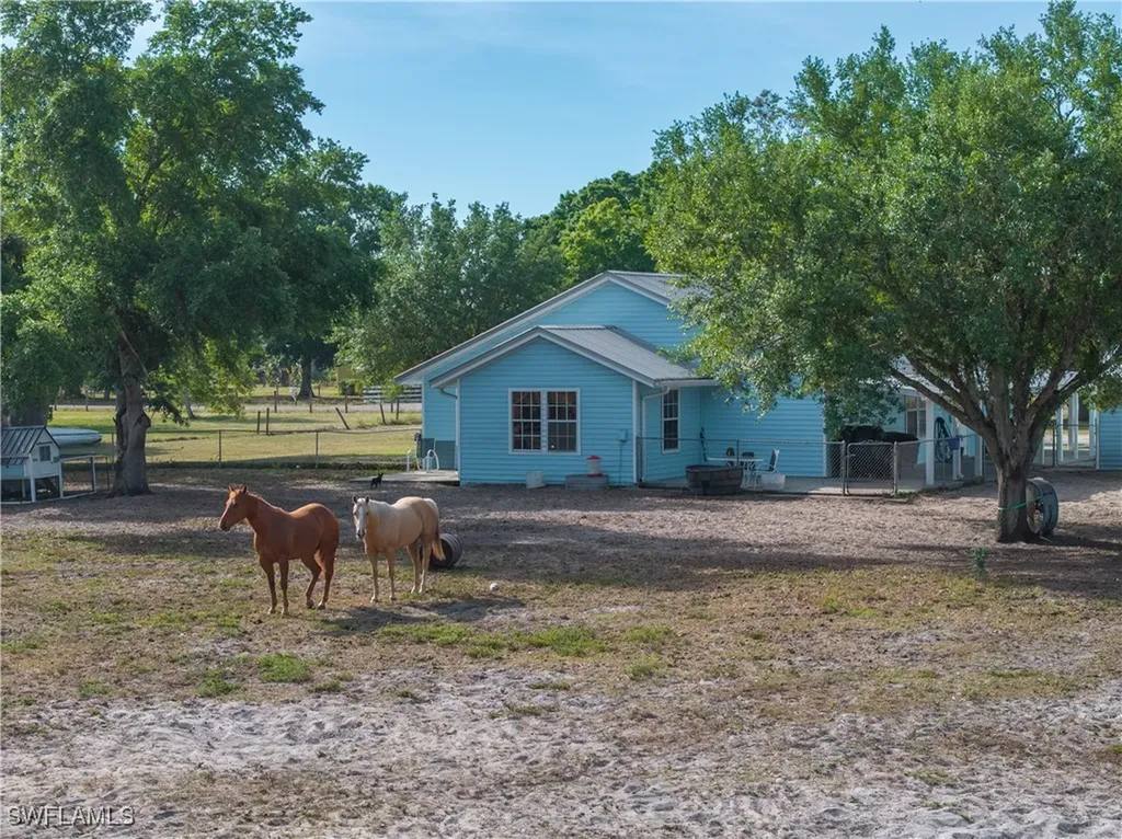 3666 Fort Simmons Avenue Fort Denaud FL 33935