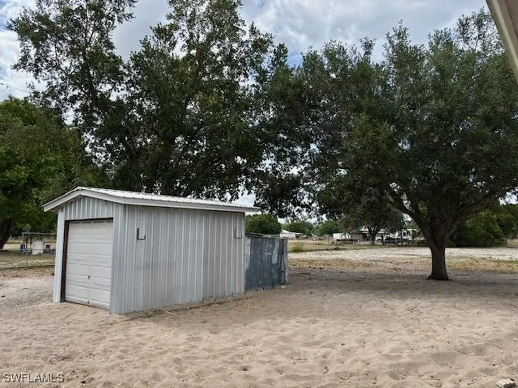 3666 Fort Simmons Avenue Fort Denaud FL 33935