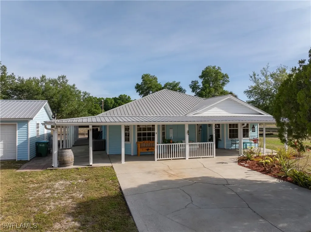 3666 Fort Simmons Avenue Fort Denaud FL 33935