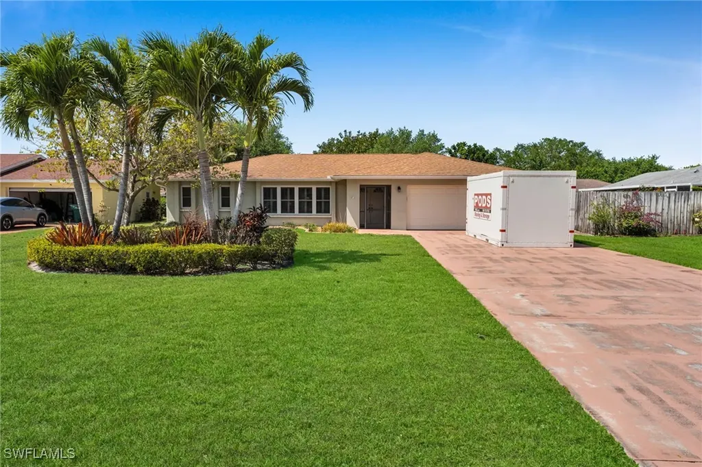 Naples FL, 3271 Red Blush Way