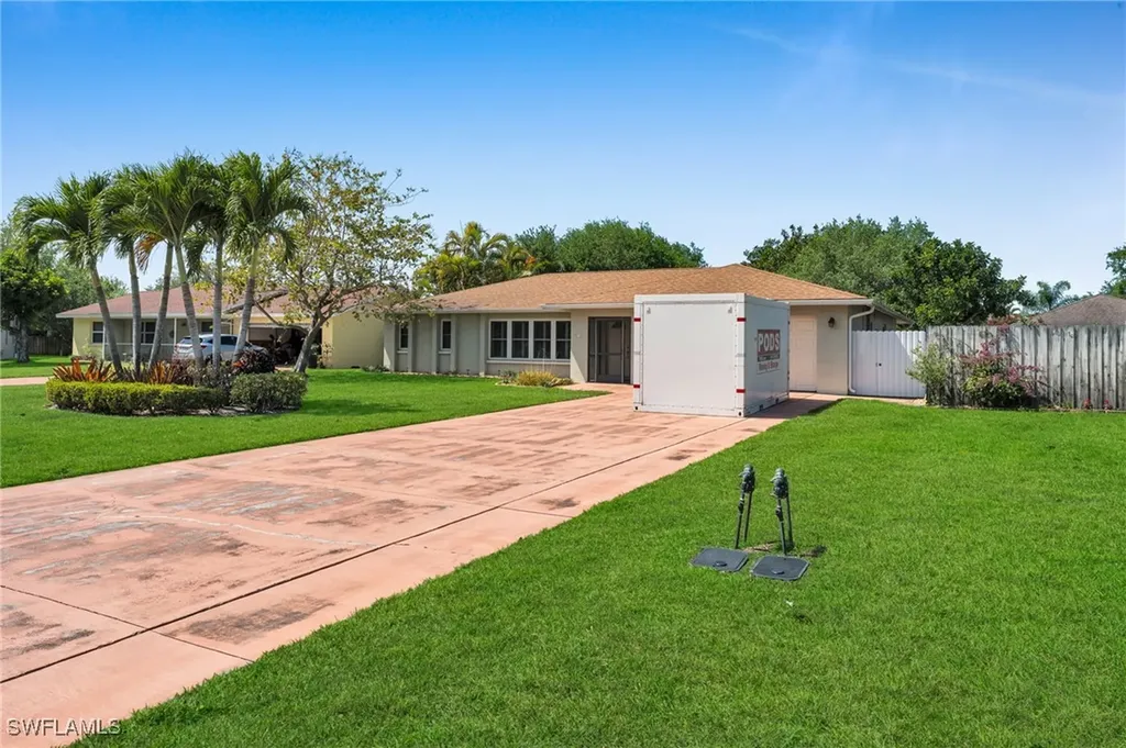 3271 Red Blush Way Naples FL 34120