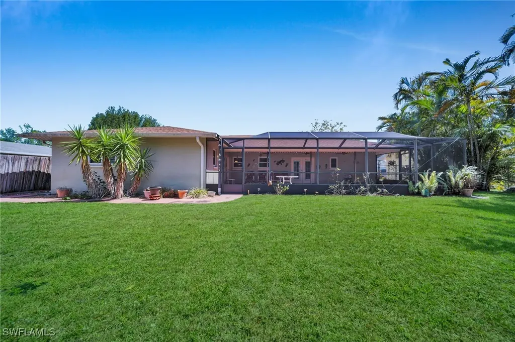 3271 Red Blush Way Naples FL 34120