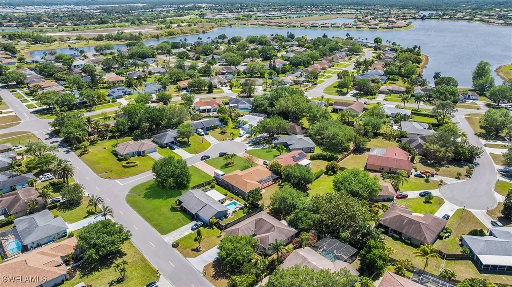 3271 Red Blush Way Naples FL 34120