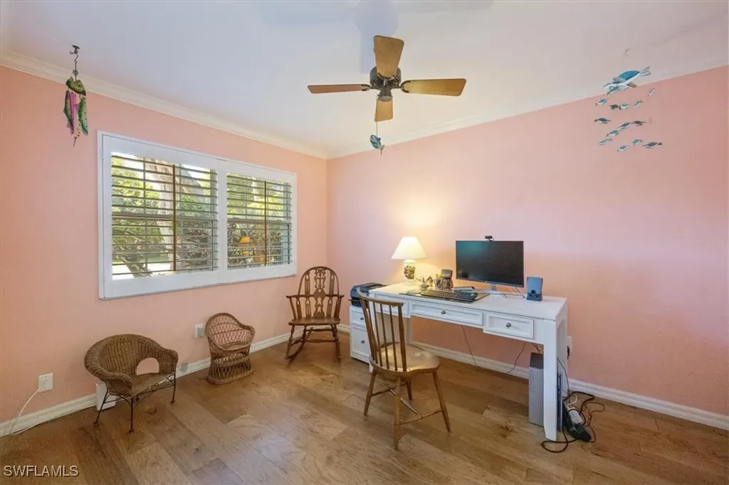 587 Parkwood Lane Naples FL 34103