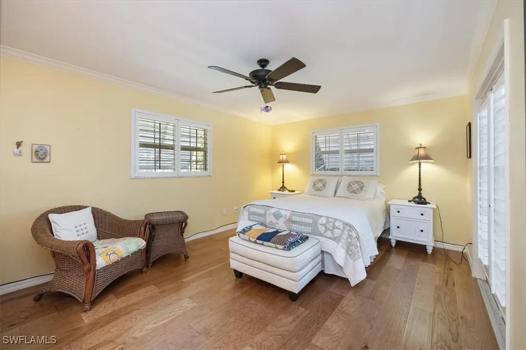 587 Parkwood Lane Naples FL 34103