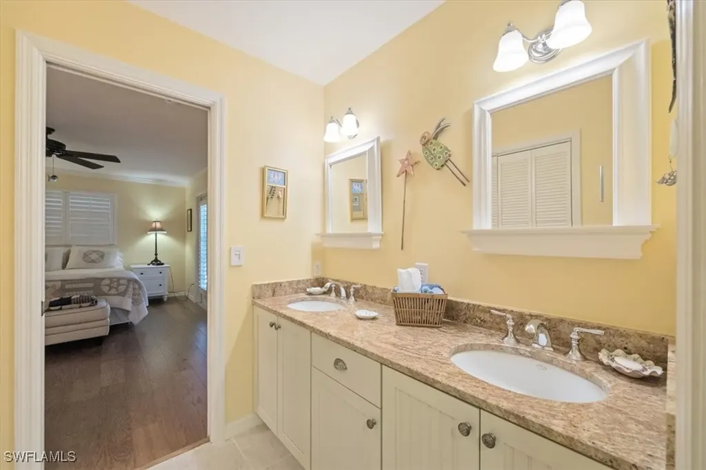 587 Parkwood Lane Naples FL 34103